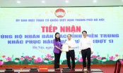 Cán bộ nhân viên EVNHANOI quyên góp ủng hộ đồng bào miền Trung khắc phục thiên tai, lũ lụt